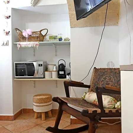 Civico 1 * أوريا