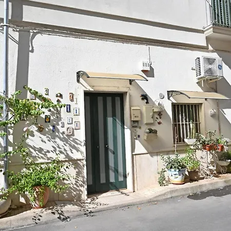 Civico 1 Apartment *