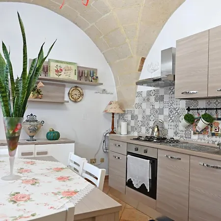 Civico 1 * أوريا